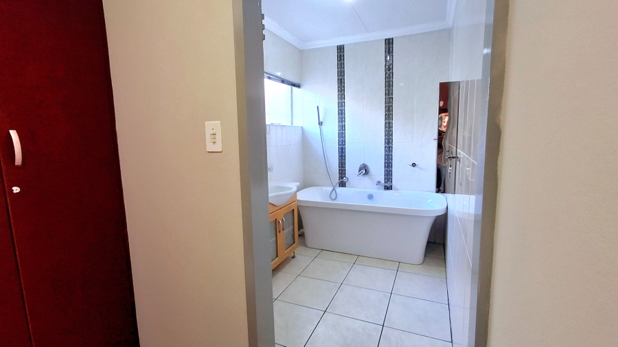 4 Bedroom Property for Sale in Sasolburg Ext 4 Free State